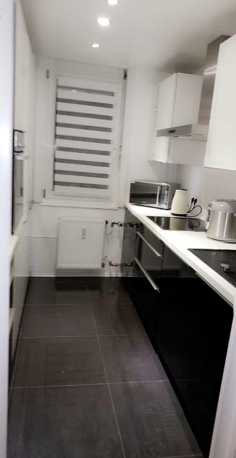 Sehr Schoene Drei Zimmer Deluex Wohnung In Sindelfingen Dış mekan fotoğraf
