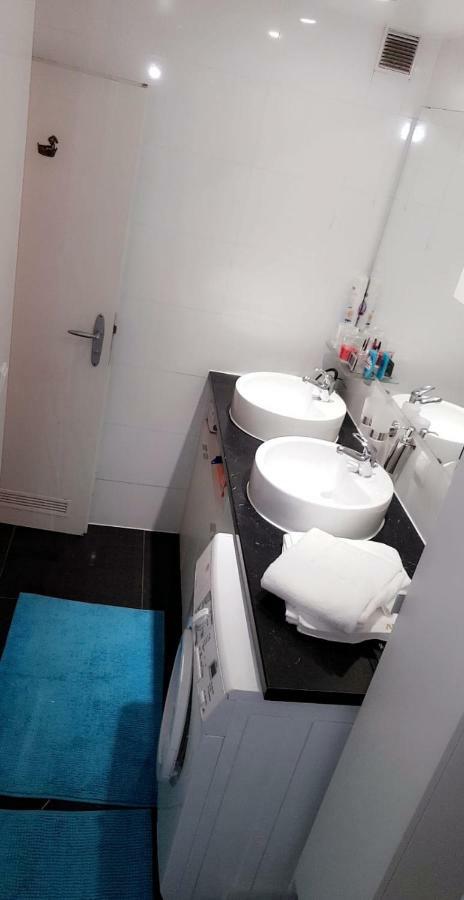 Sehr Schoene Drei Zimmer Deluex Wohnung In Sindelfingen Dış mekan fotoğraf